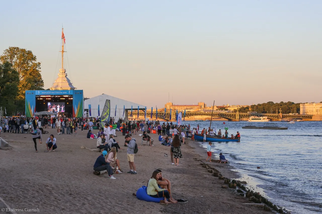 Суда и яхты Фонда на Морском Фестивале у стен Петропавловской крепости 14-15 августа 2015 г.
