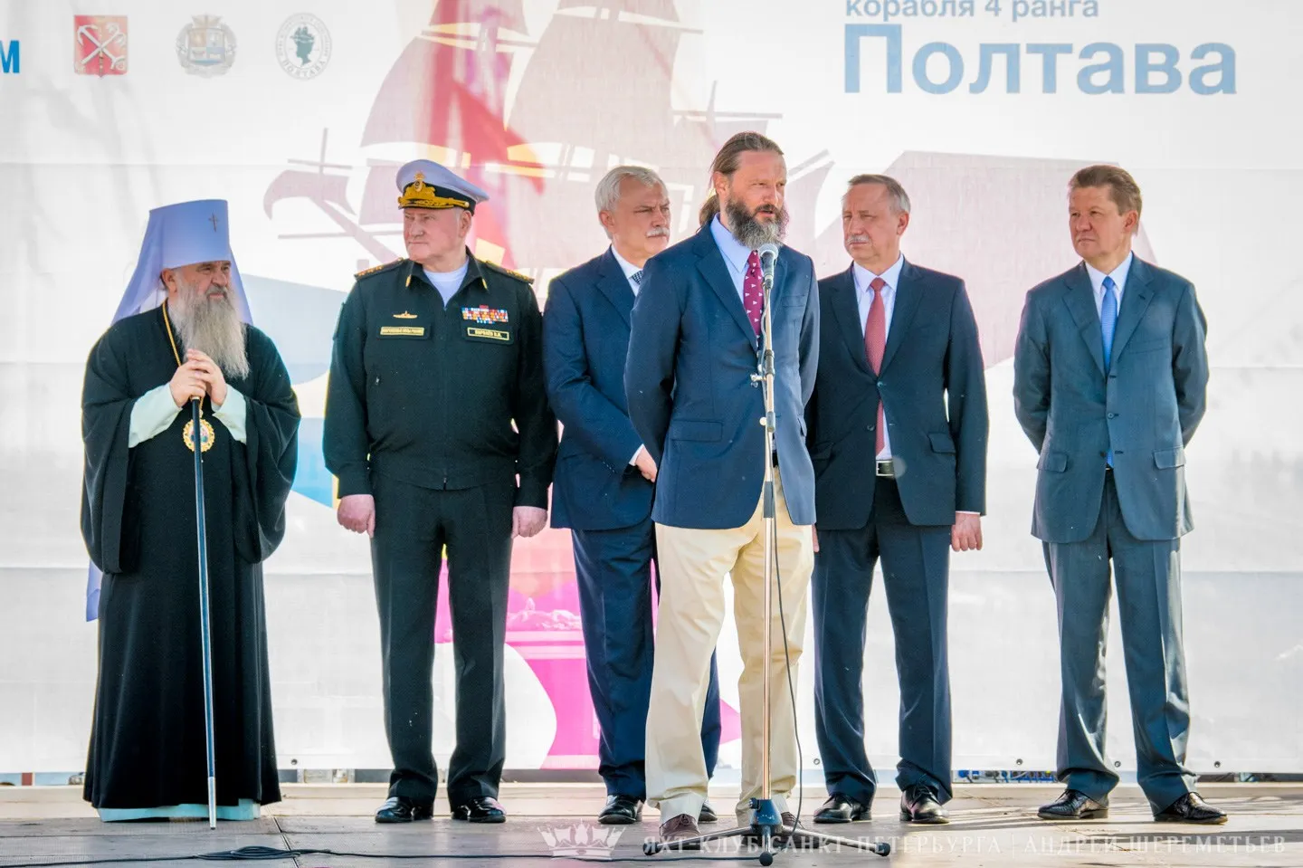 Линейный корабль «Полтава» спустили на воду в Яхт-клубе Санкт-Петербурга