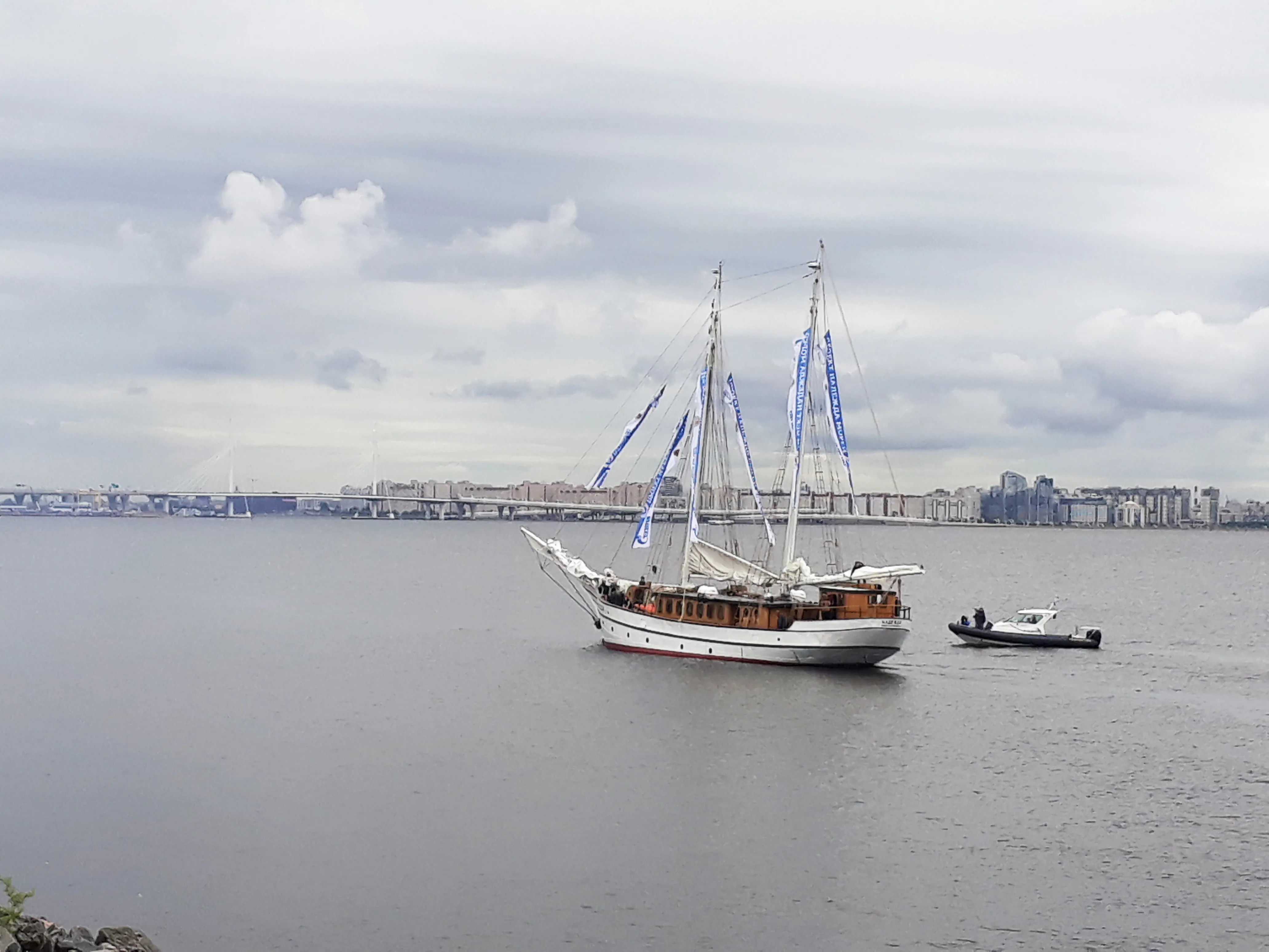Шхуна «Надежда» и яхта «Лукулл» отправились на The Tall Ships Races в рамках программы «Надежда морей»