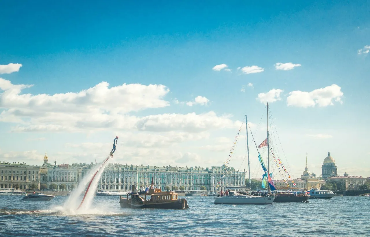 Суда и яхты Фонда на Морском Фестивале у стен Петропавловской крепости 14-15 августа 2015 г.