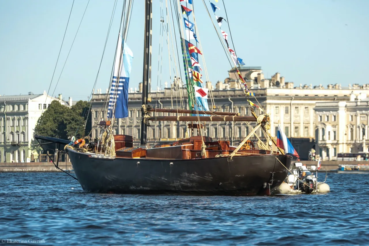 Суда и яхты Фонда на Морском Фестивале у стен Петропавловской крепости 14-15 августа 2015 г.