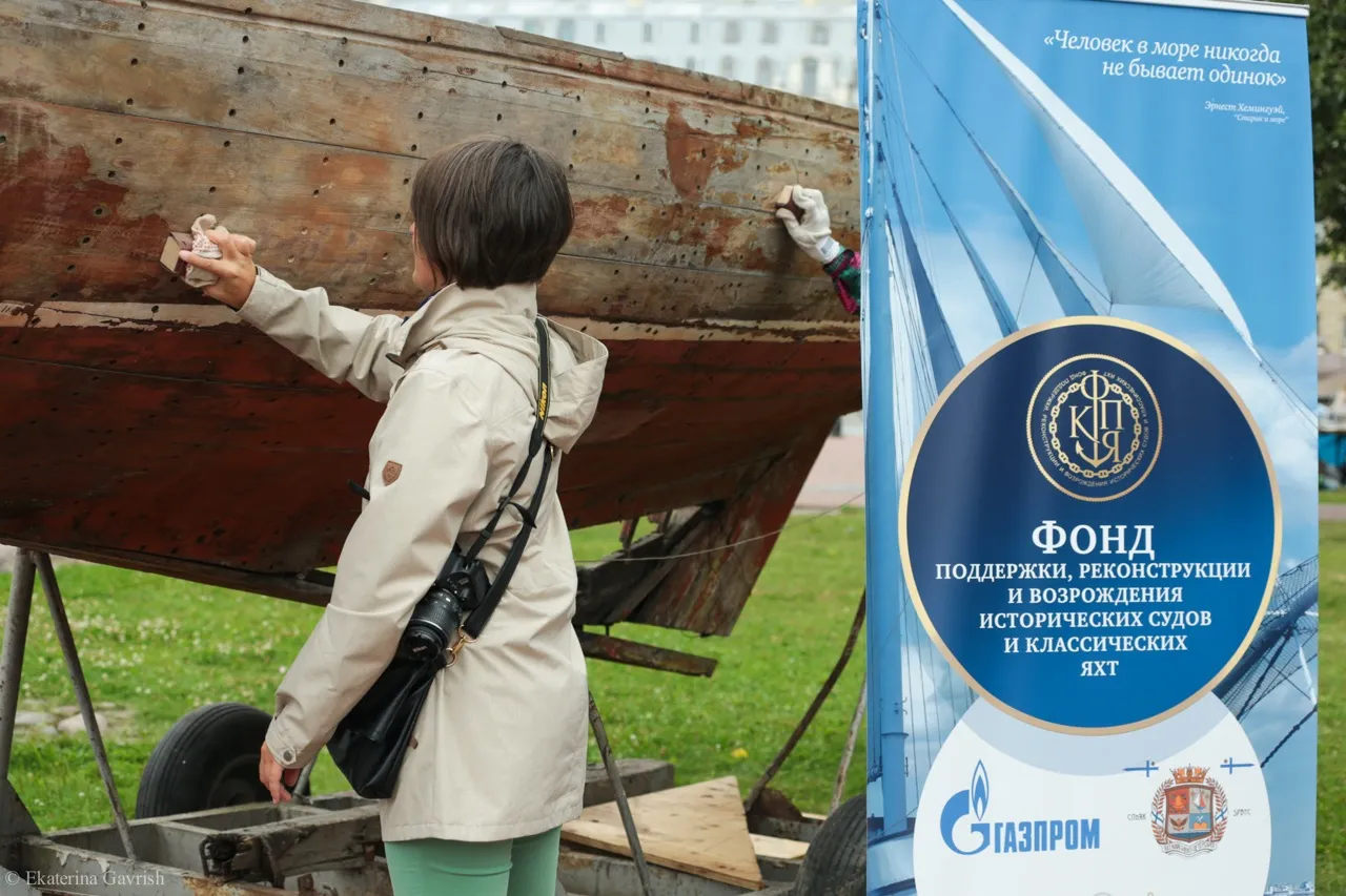 Волонтеры на Морском Фестивале 14-15 августа 2015 г.